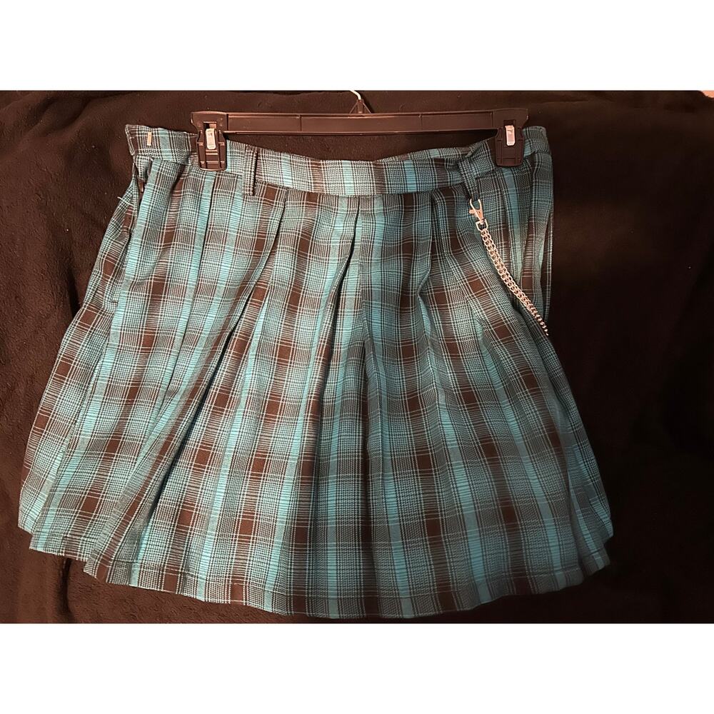 Hot Topic - Plaid Mini Skirt Teal & Black with Chain Size XL